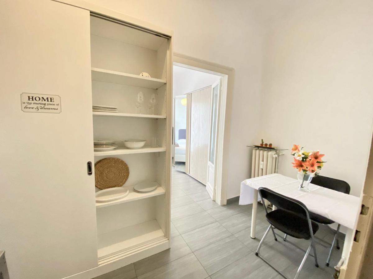 {Porta Venezia-Milano Centrale} Luxury Apartment Exterior photo